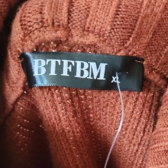 NWT Warm Orange High-Neck Sweater, Size XL - Picture 10 of 11